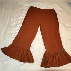SIZE XL MATILDA JANE RUFFLES RUST COLORED